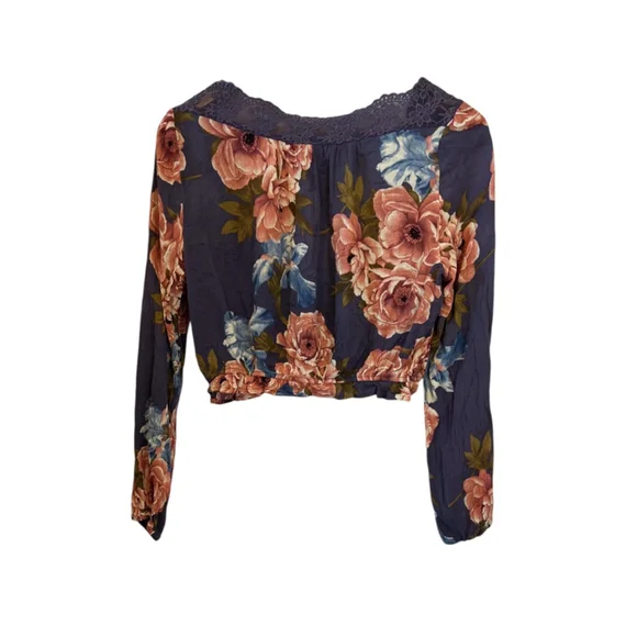 WET SEAL Blue Floral Print Lace Trim Long Sleeve V Neck Cropped Short Top S - Picture 3 of 7